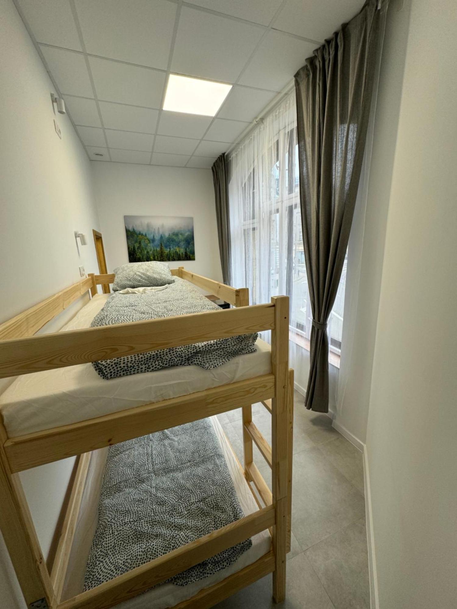 Green Hostel Katowice - 24H Parking Экстерьер фото