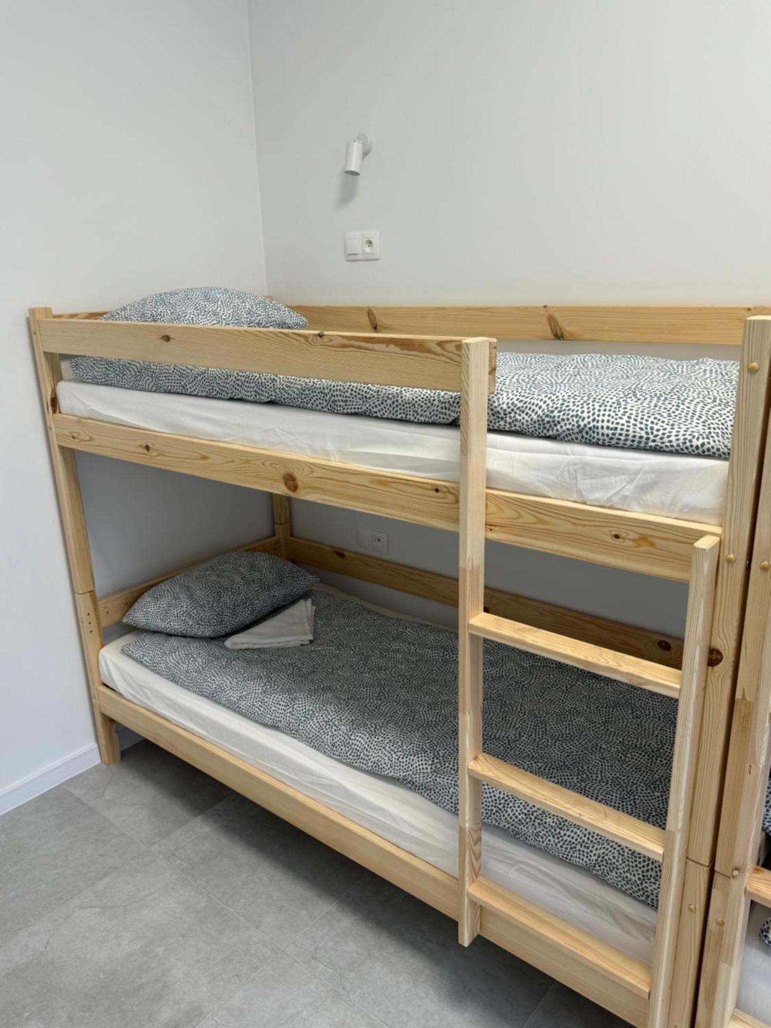 Green Hostel Katowice - 24H Parking Экстерьер фото