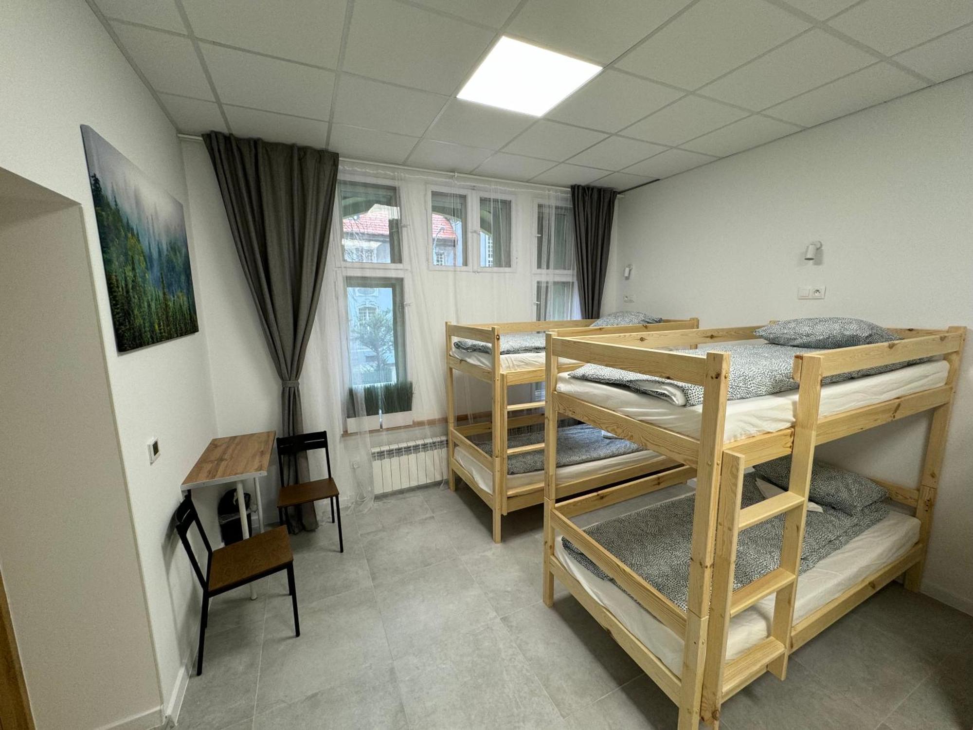 Green Hostel Katowice - 24H Parking Экстерьер фото